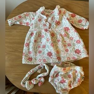 Rabbit and bear 0-3M dress set with bow